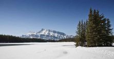 mt rundle and two jacks lake.jpg